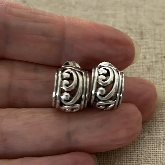 Sterling Solid 3/4 Scroll Posted Hoop Earrings - Picture 6 of 8